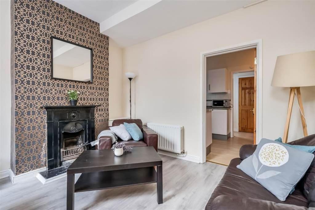 Holiday home Beautiful 2 Bed House, South Belfast. 7 Minutes Centre.
